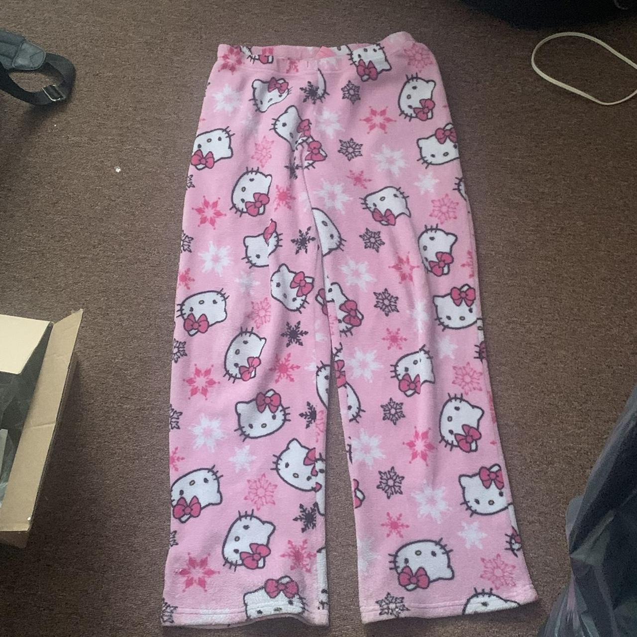 Hello Kitty Women's Pink Pajamas Depop
