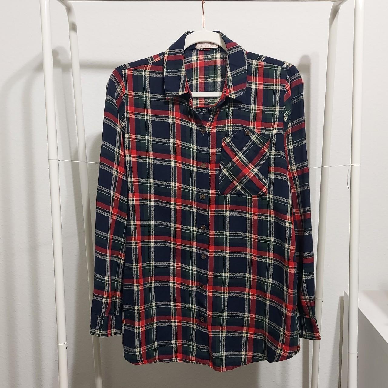 Women's Red and Green Shirt | Depop