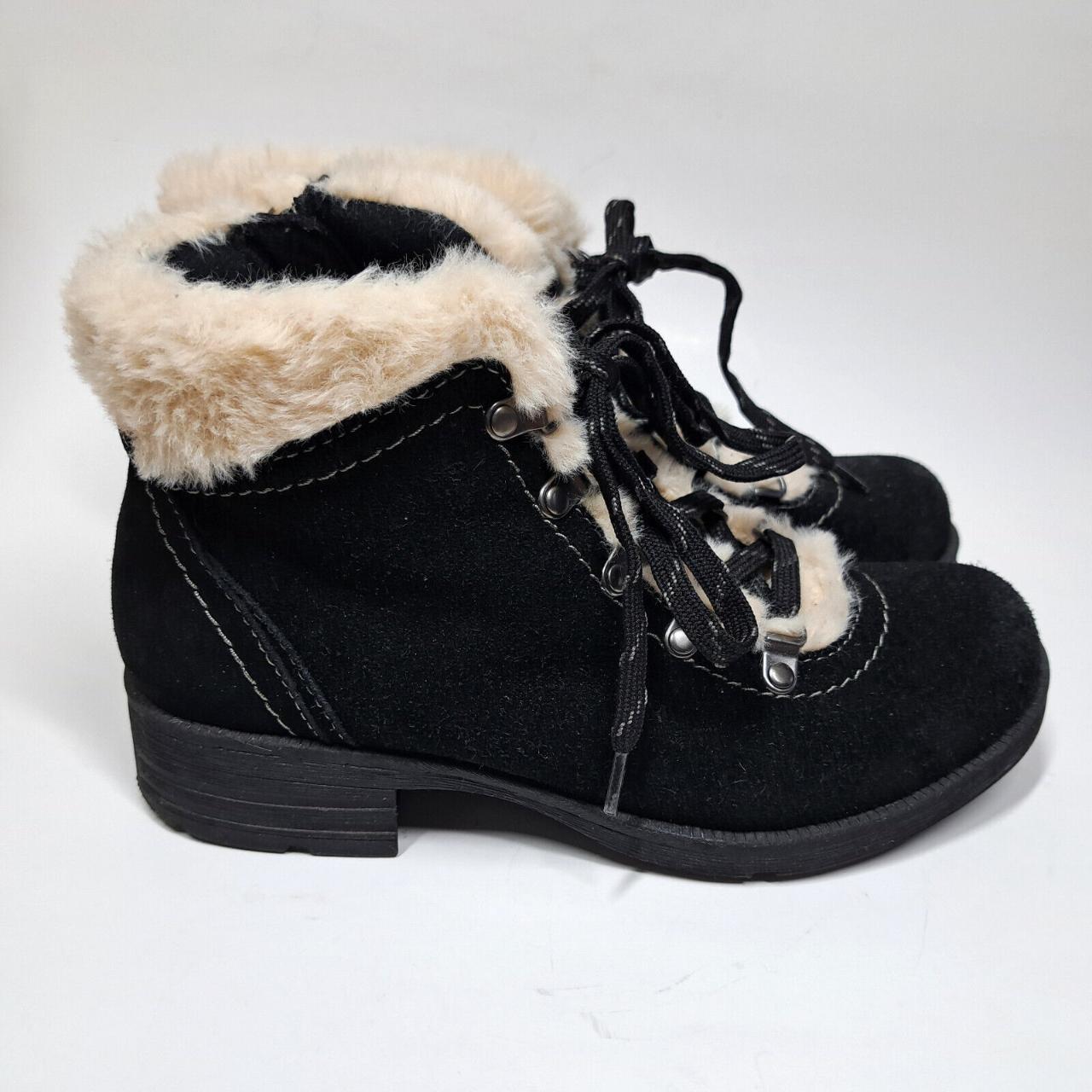 item listed by ginghamblue