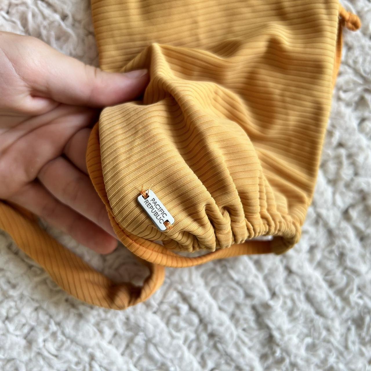 pull and bear bikini size small both... Depop