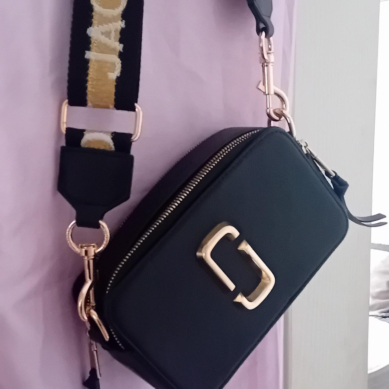 The Marc Jacobs cross body bag like new Depop