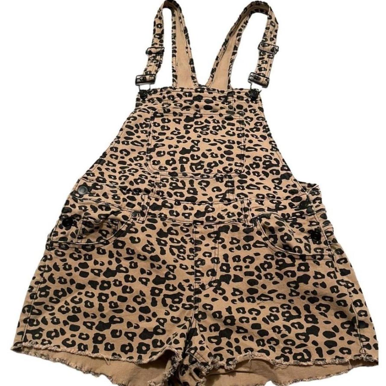 Fashion Nova Leopard print short overalls Got
