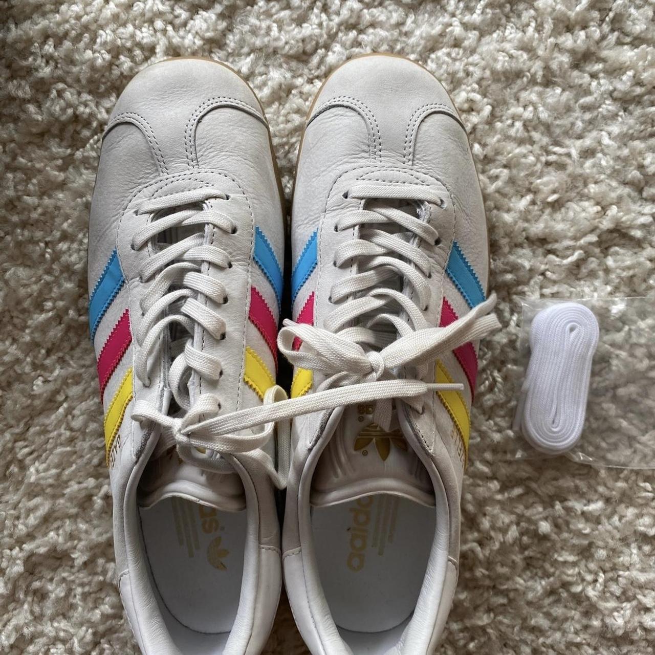 Adidas gazelle 2025 white multicolor