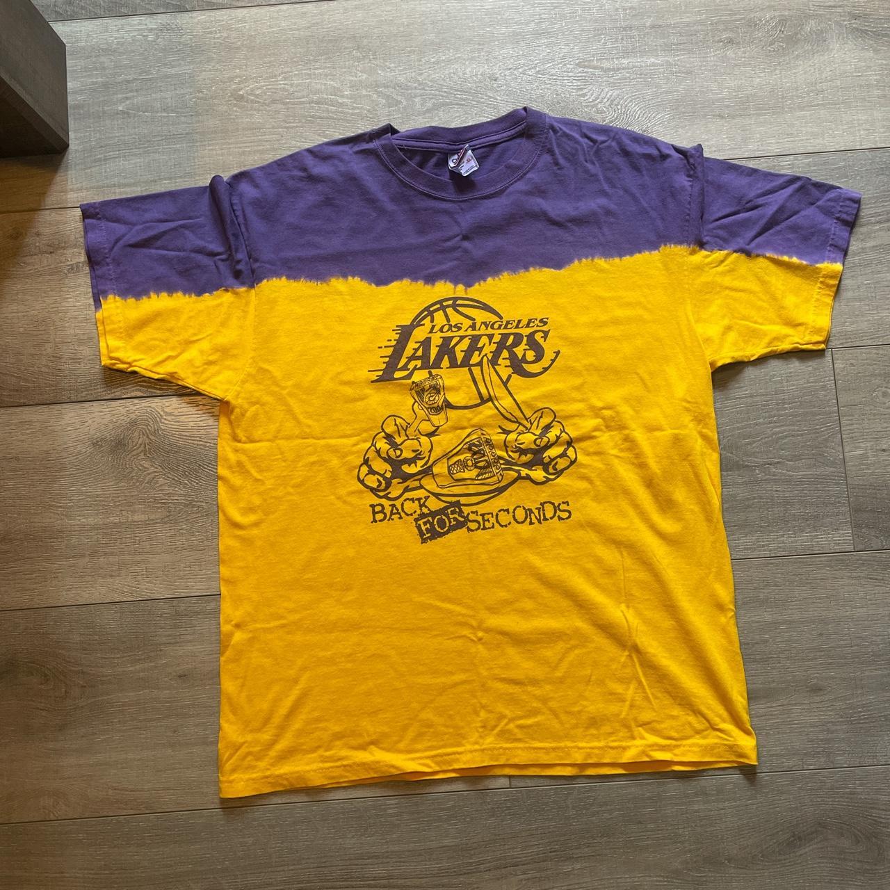 Vintage 2001 Los Angeles Lakers Tee Size XL in great