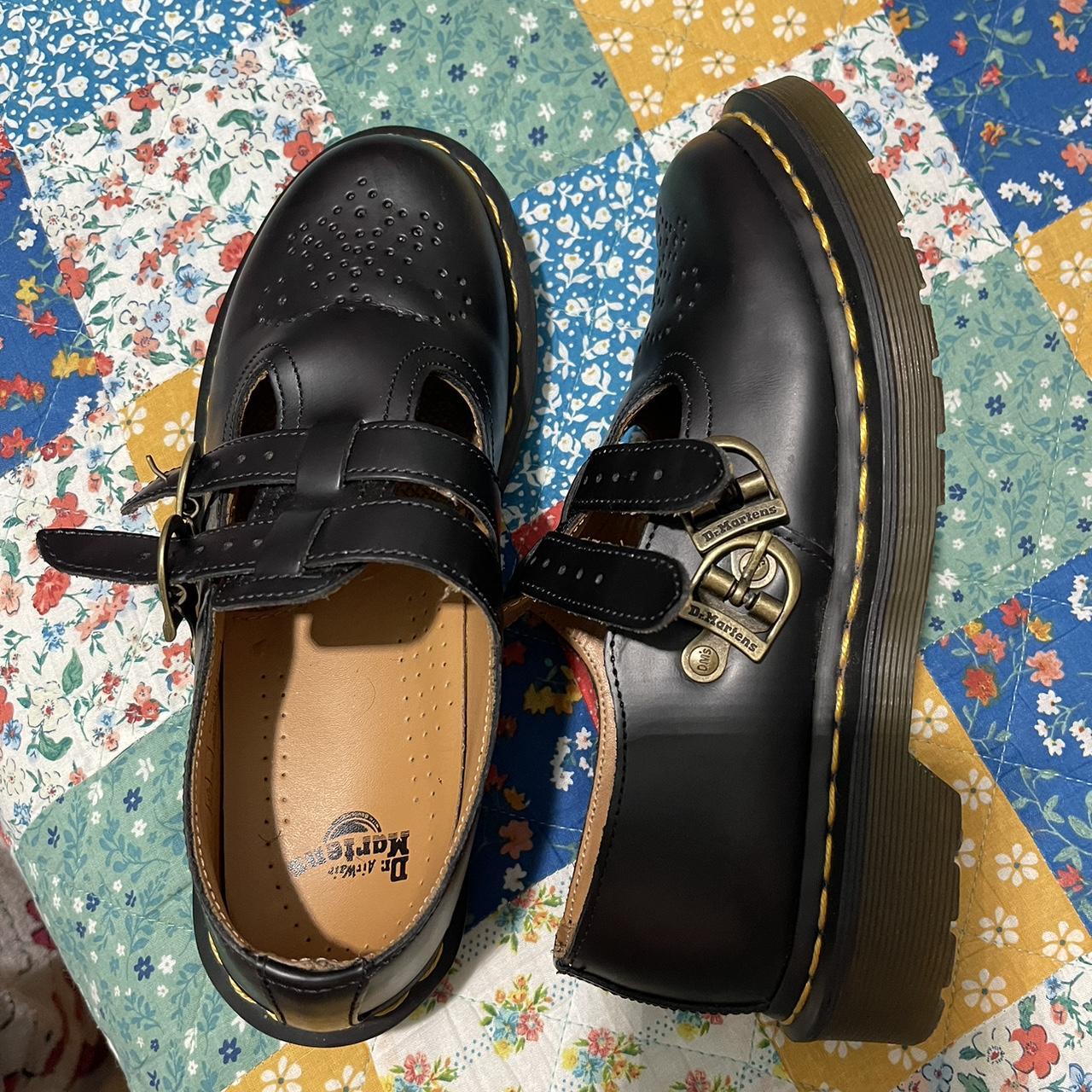 dr martens lisa