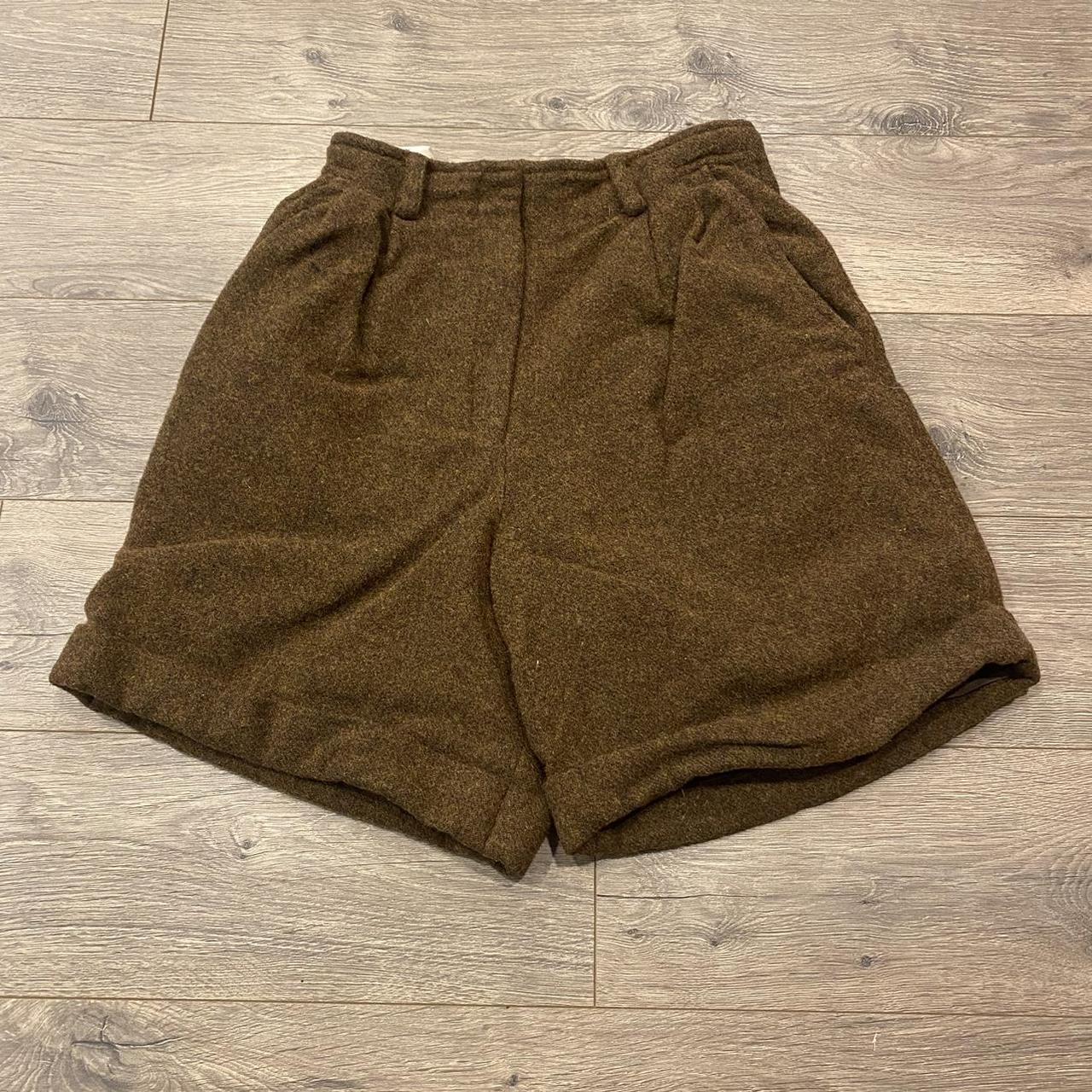 Banana republic traveler store shorts