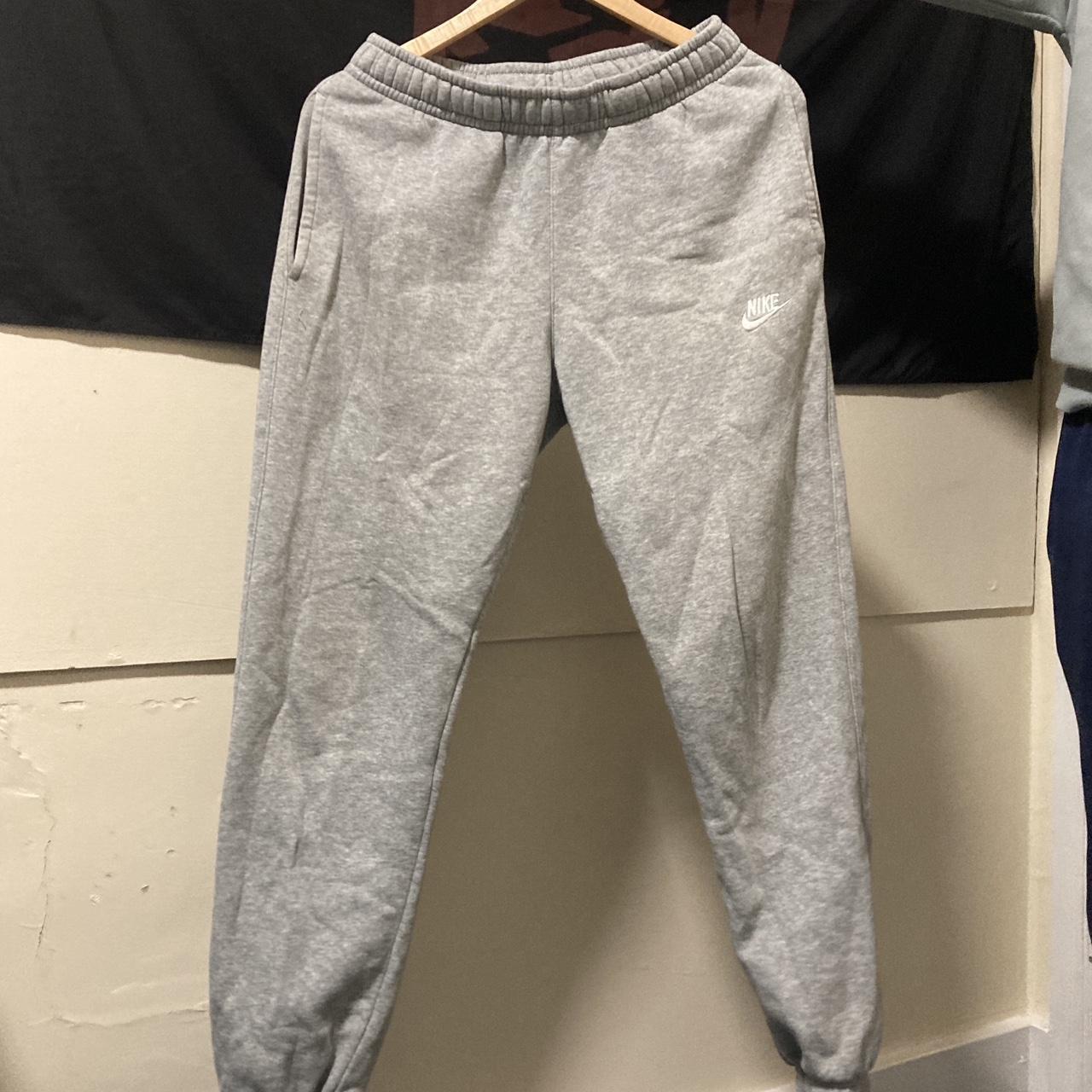 mens nike joggers gray