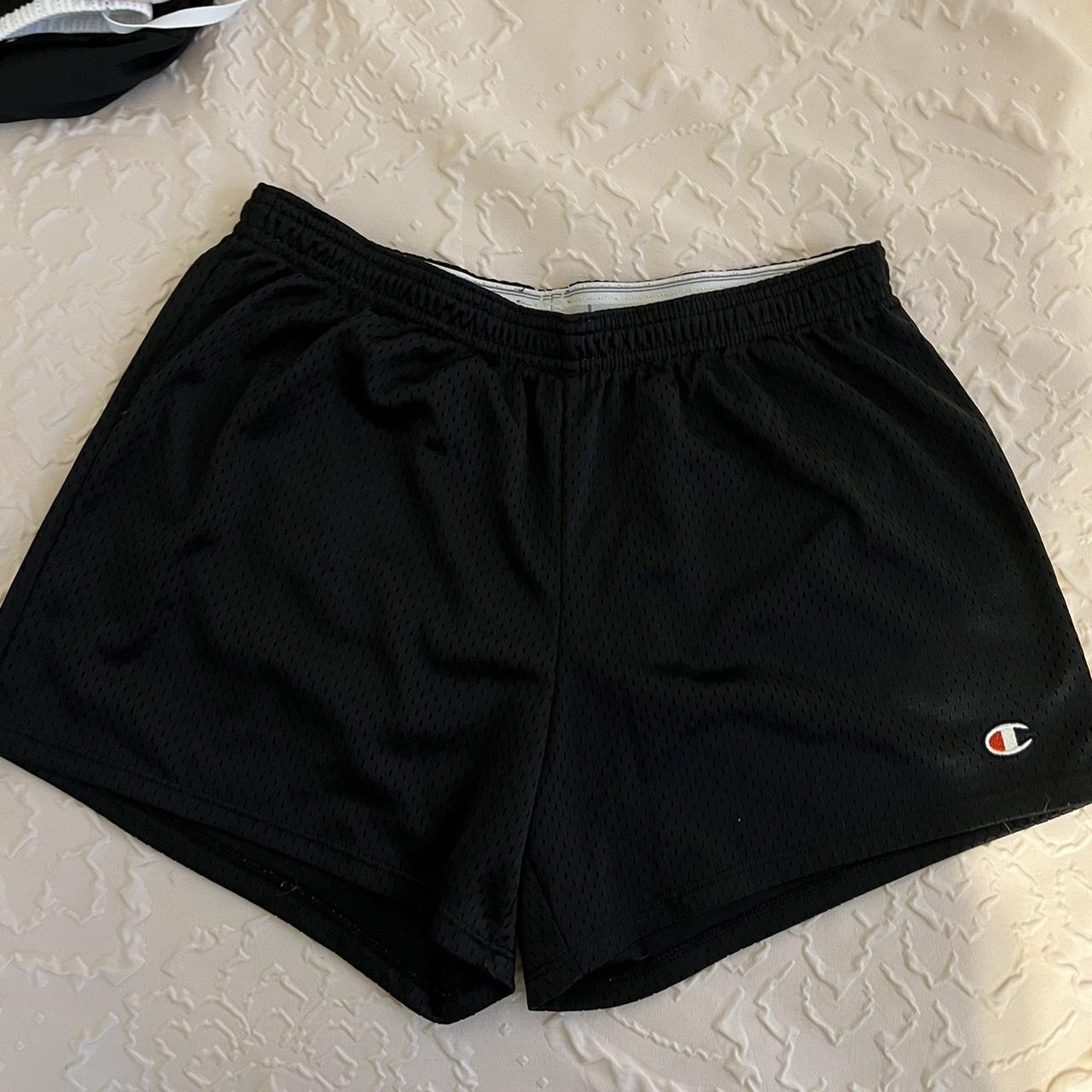 Champion Women's Black Shorts | Depop