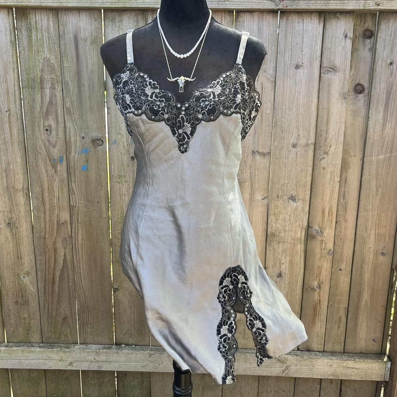 item listed by lanzhaay