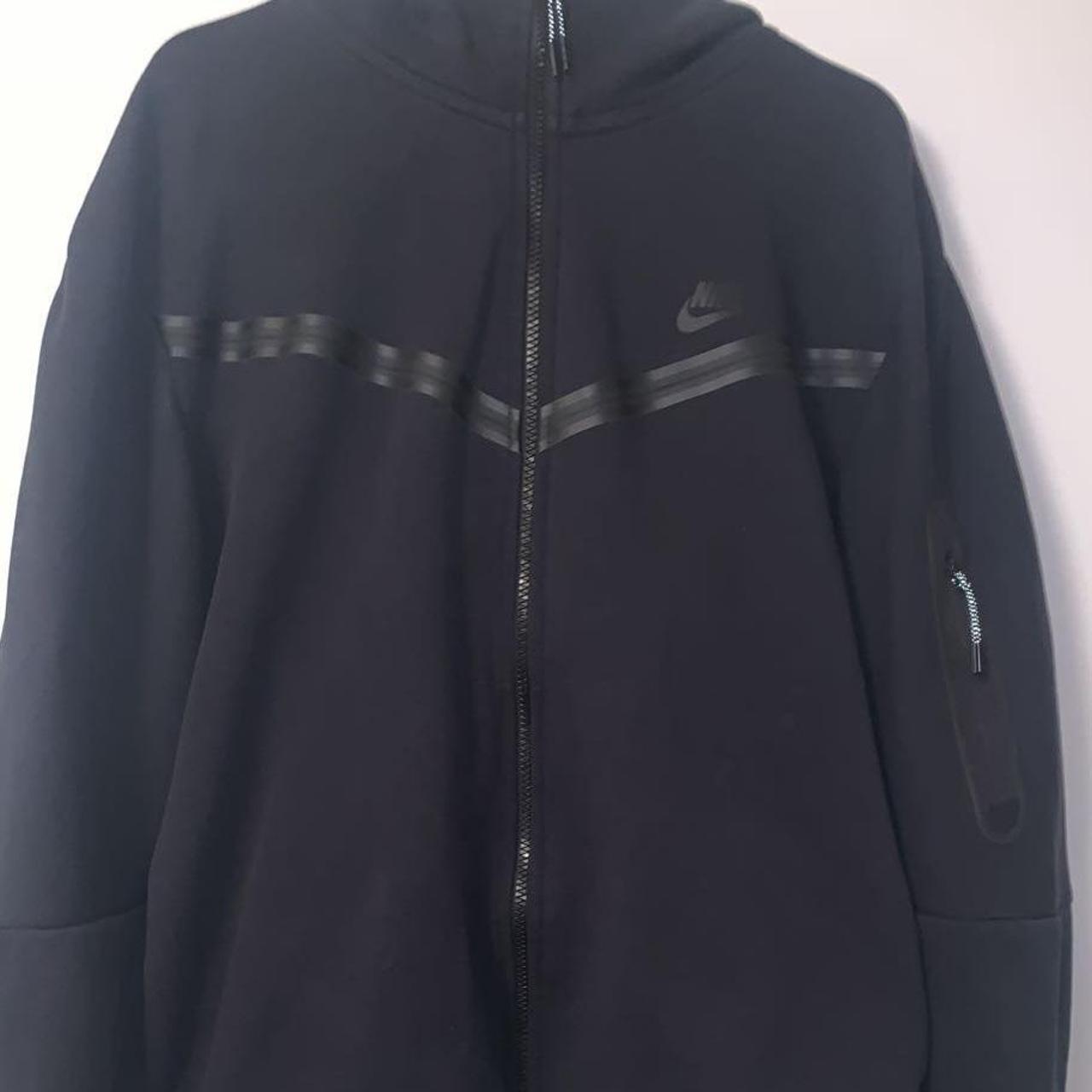 BLACK NIKE TECH FLEECE XL Mens XL Dm me for more... Depop