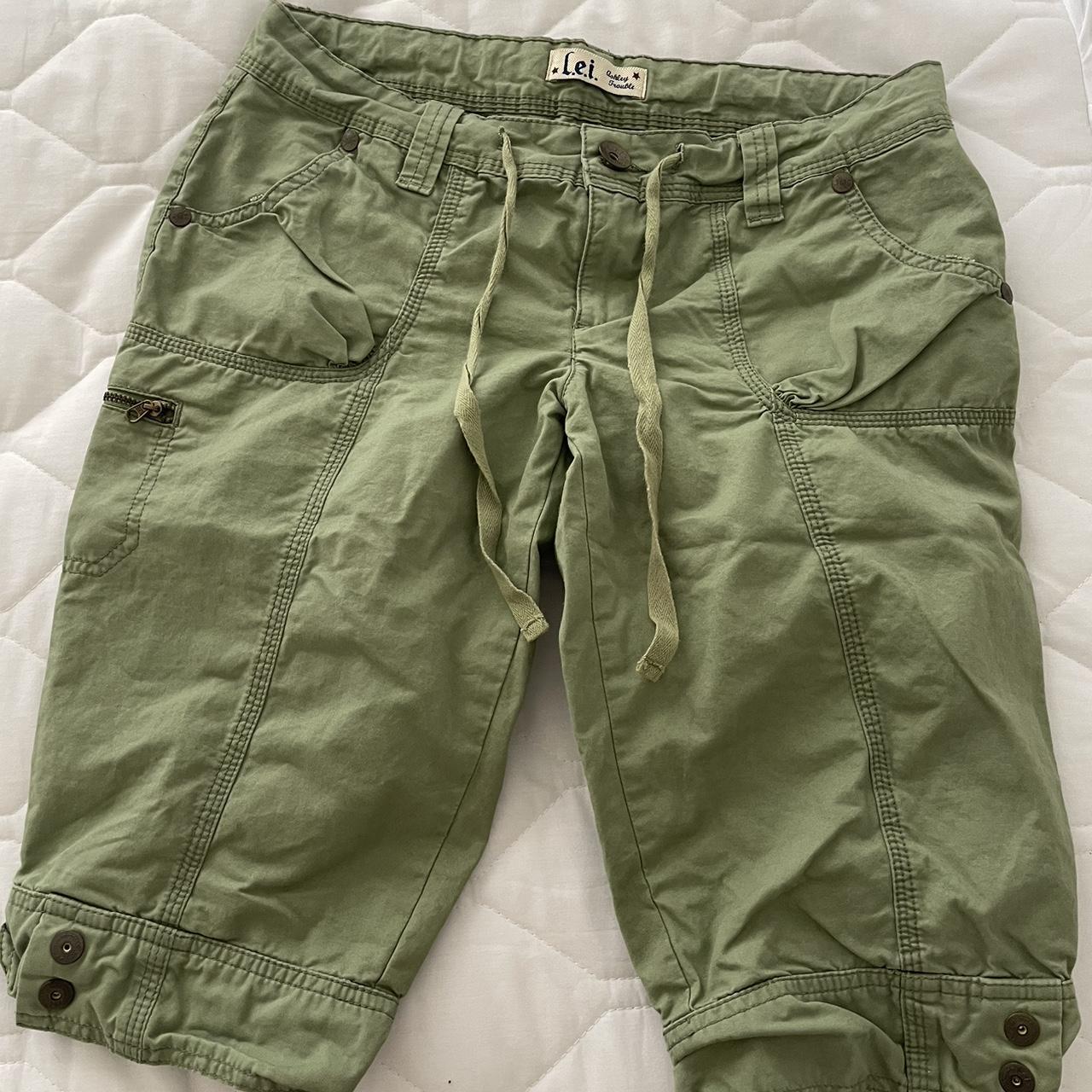 woman-s-green-shorts-adjustable-waist-super-cute-depop