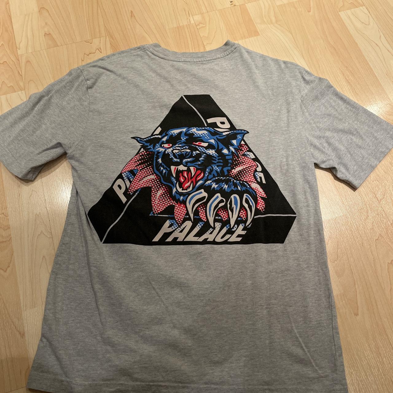 PALACE GREY MARL RIPPED T SHIRT NEW T SHIRT WITH NO... - Depop