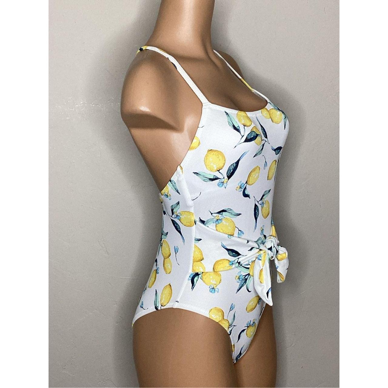 New. Jessica Simpson lemons swimsuit. A light and