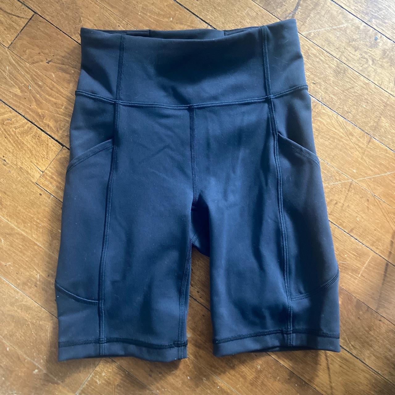 lululemon dress pants size 2 i thrifted - Depop