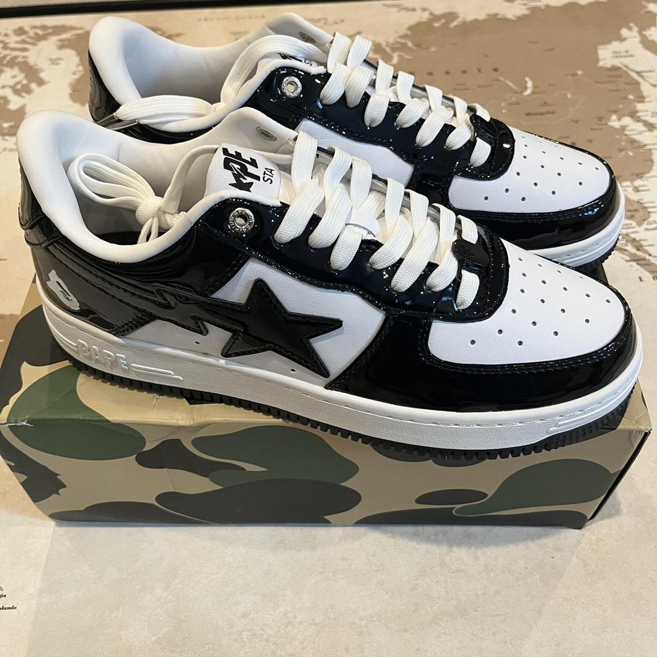 BAPE Men's Black and White Trainers | Depop