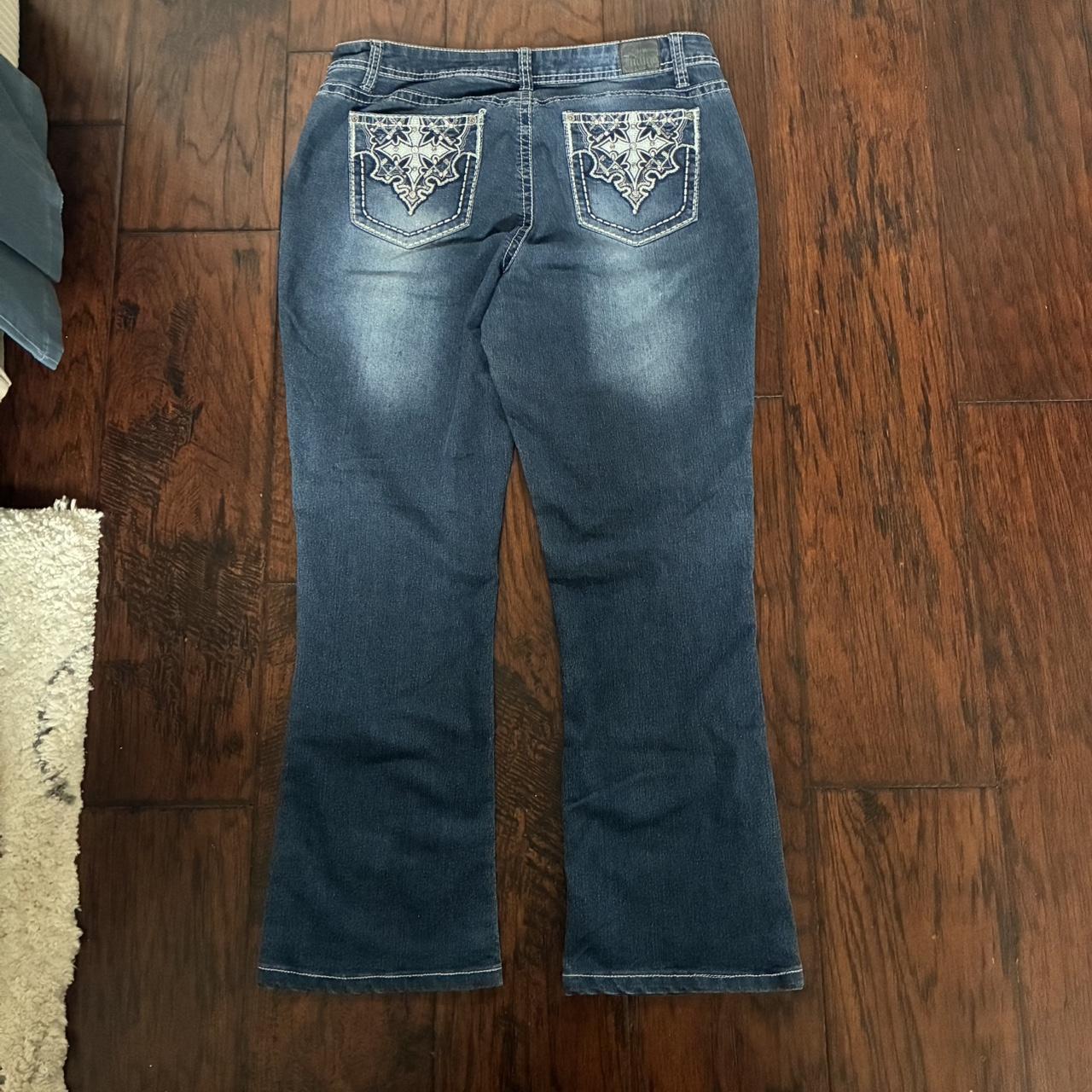 item listed by shooklungz