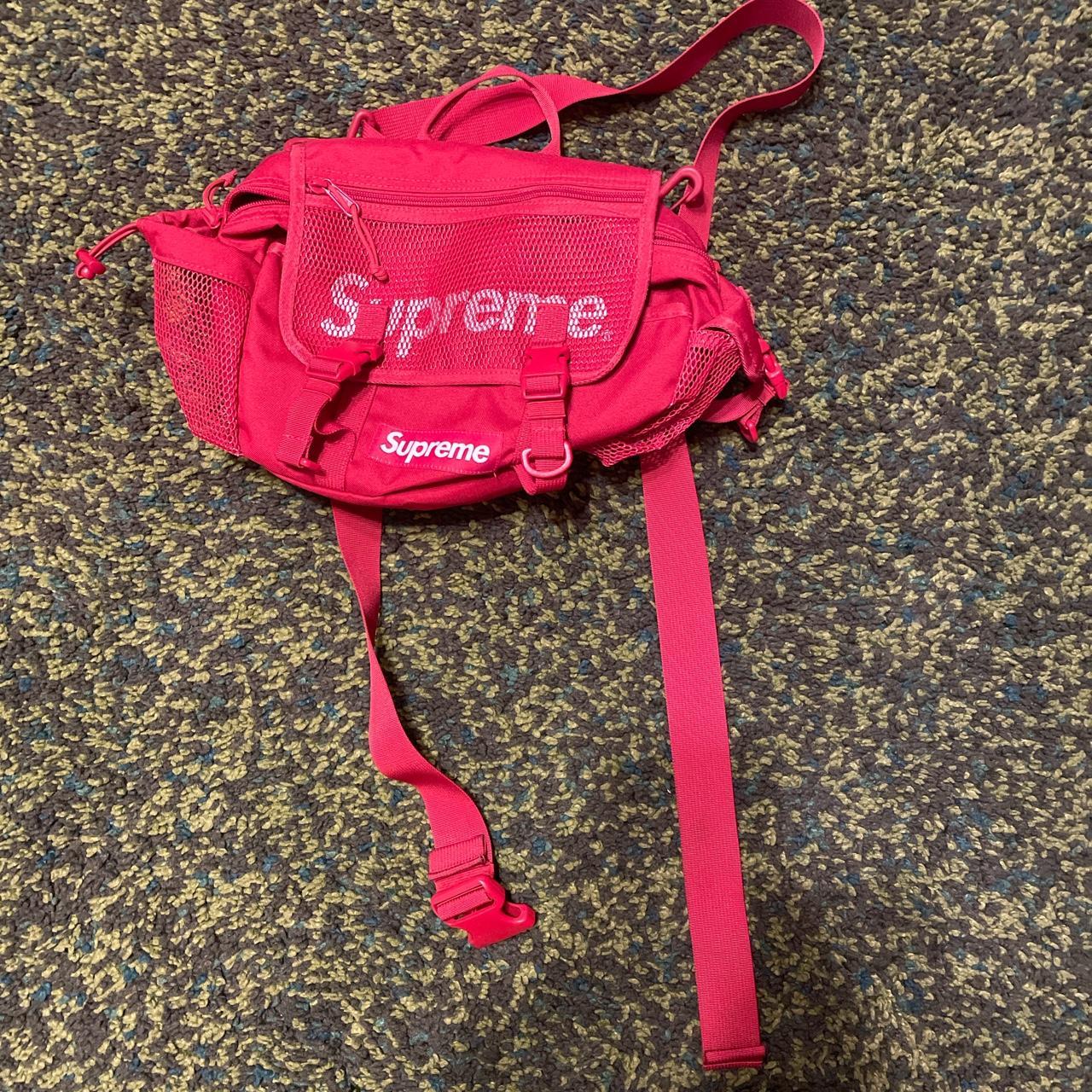 Supreme sling bag cheap ss20