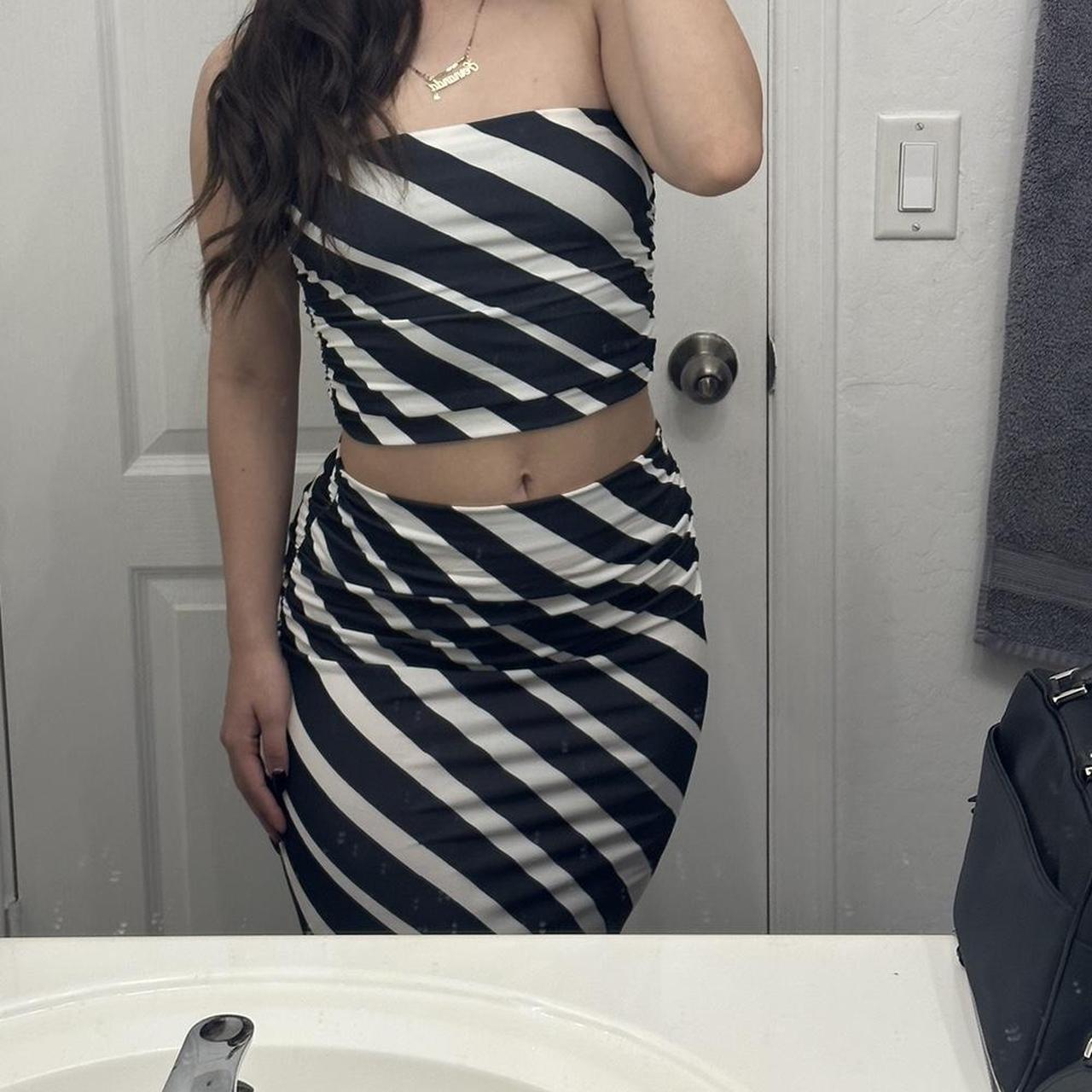 Black and white striped two-piece set skirt