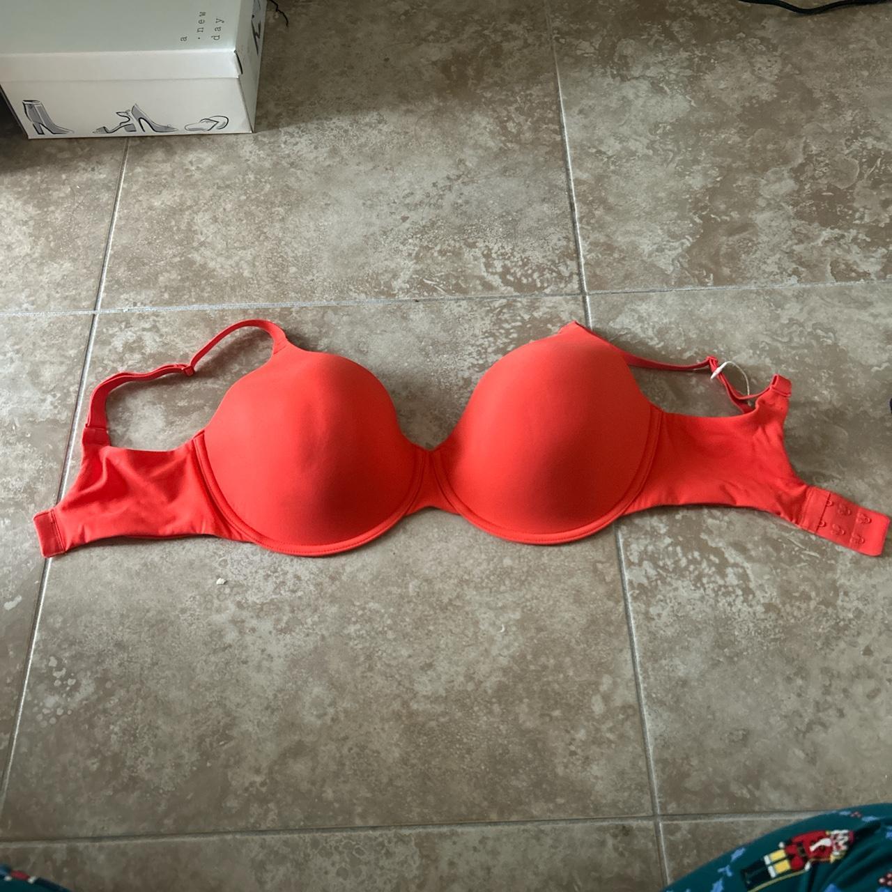 34ddd - Depop