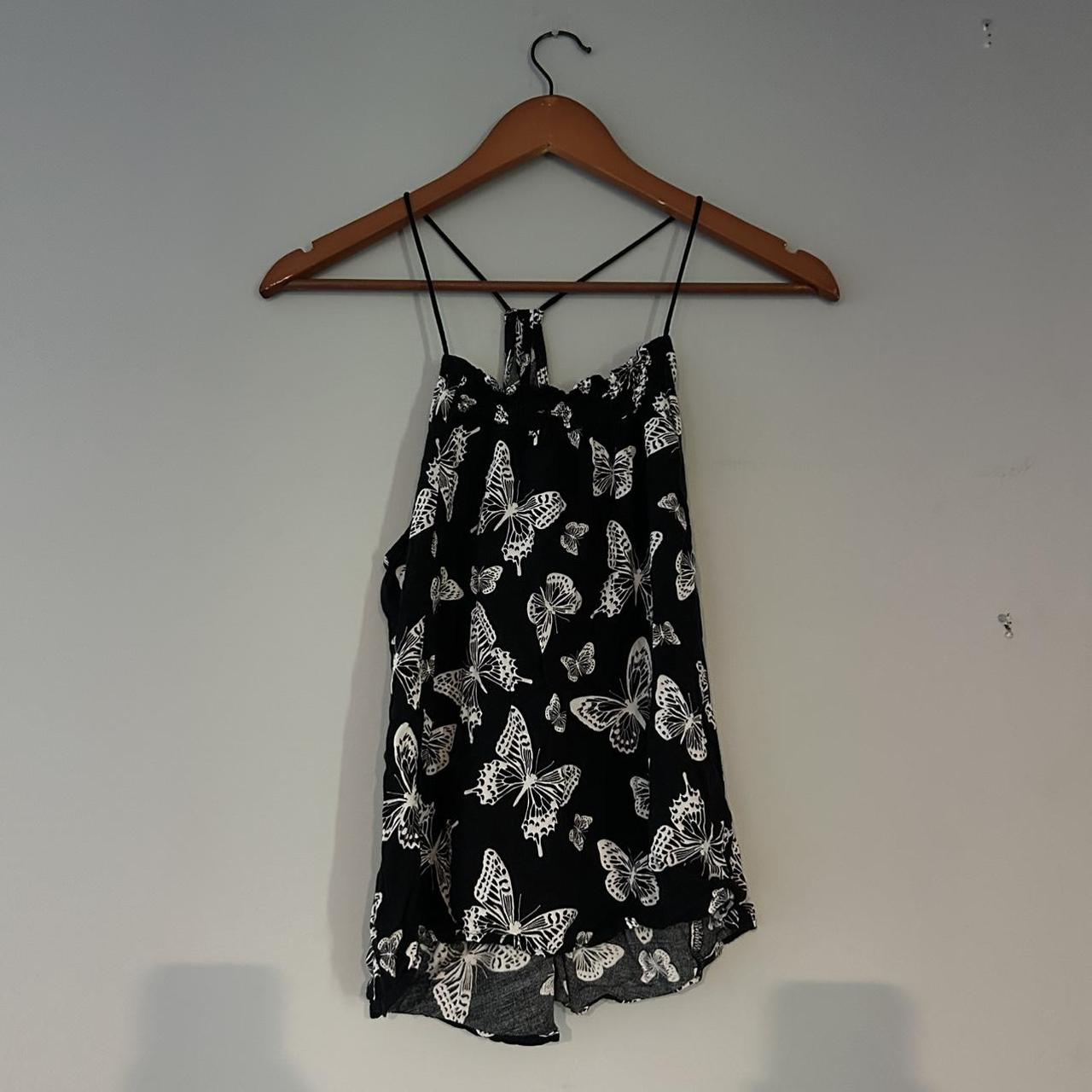 item listed by rollersnakesthrift