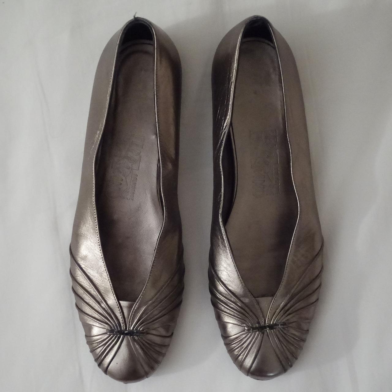 Silver flats size sales 9