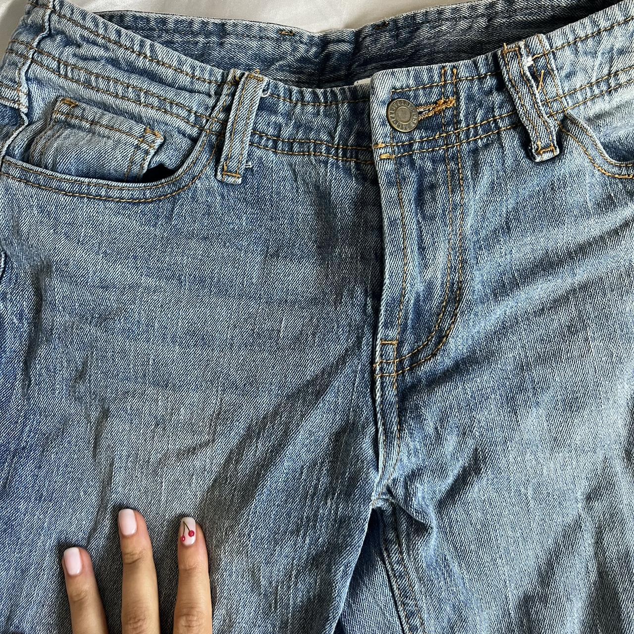 Brandy Melville 90s Brielle Jeans One size Please... Depop