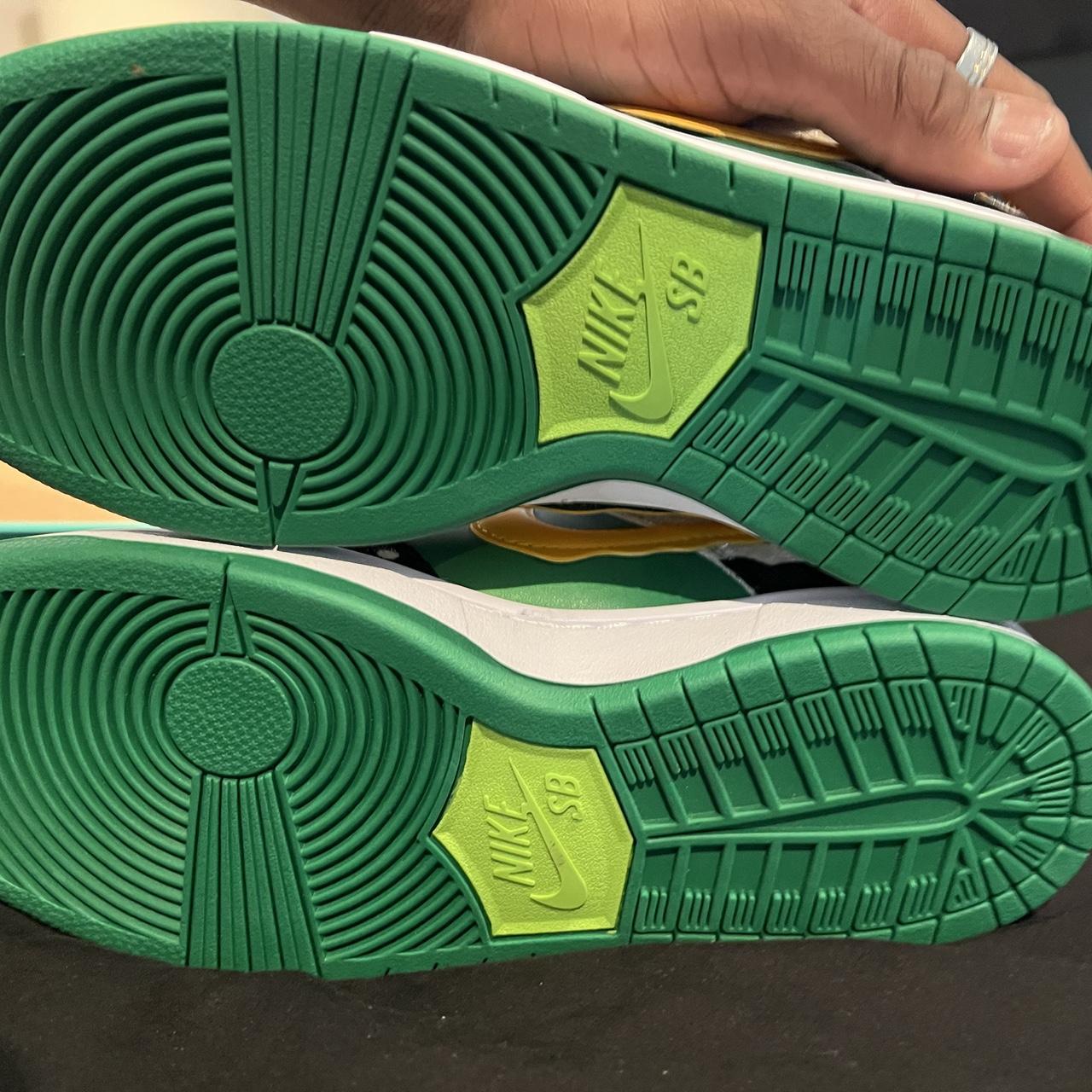 chunky dunky green laces