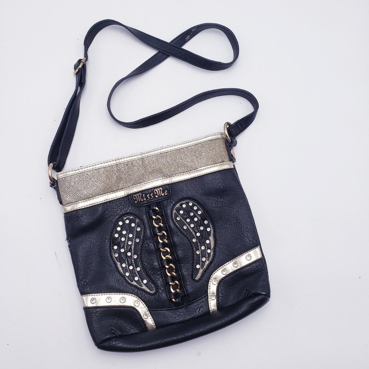 item listed by rejentrends