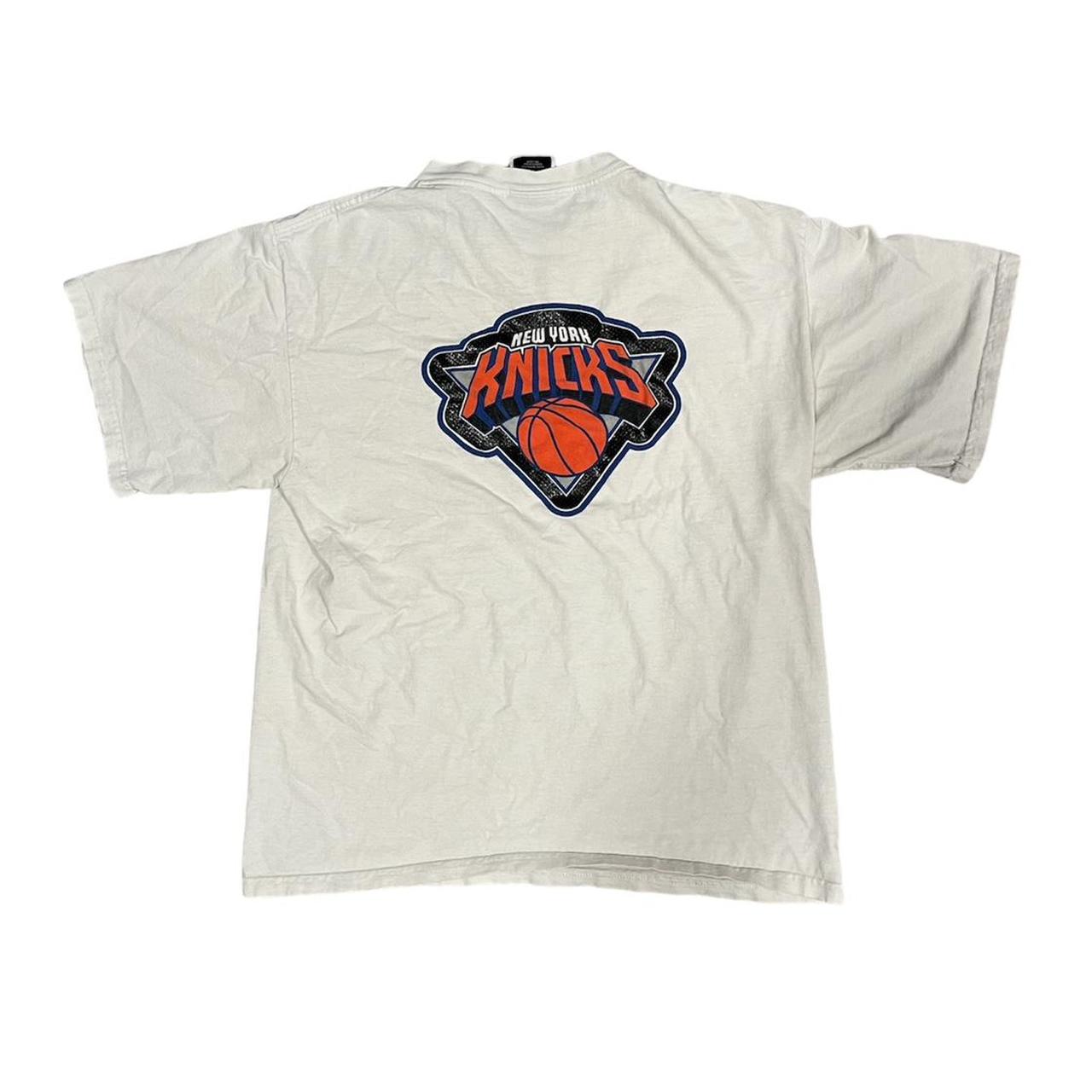 New York Knicks majestic t-shirt. Labeled size - Depop