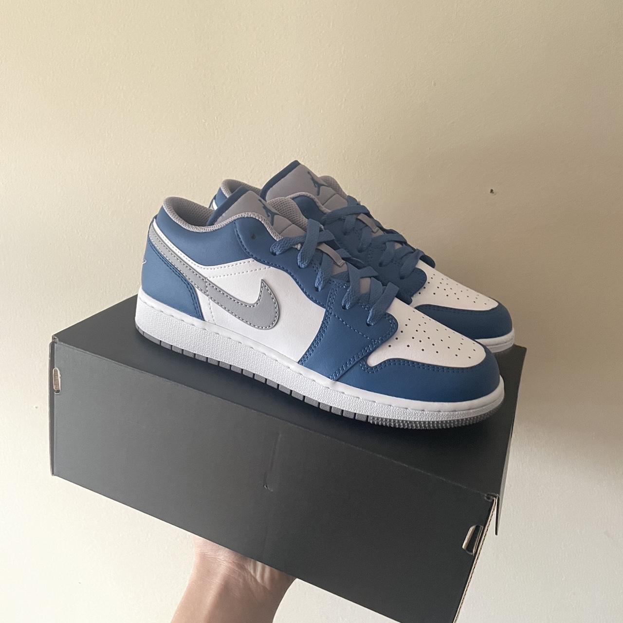nike jordan blue and grey