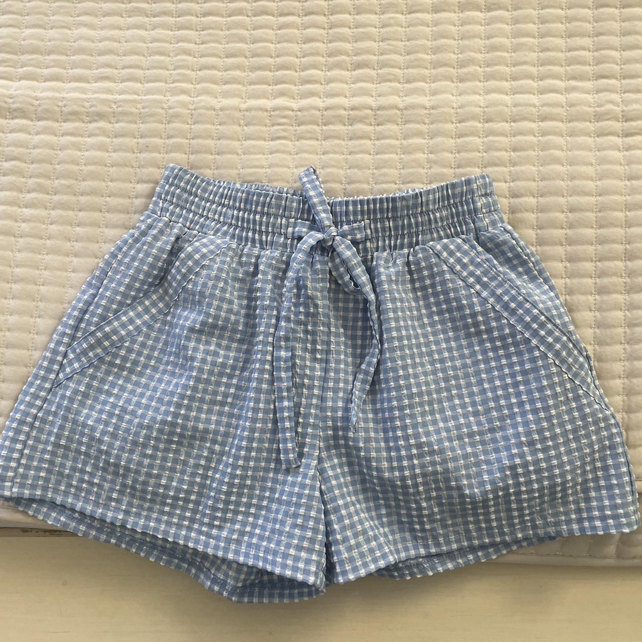 Blue and white patterned shorts #shorts #gingham - Depop