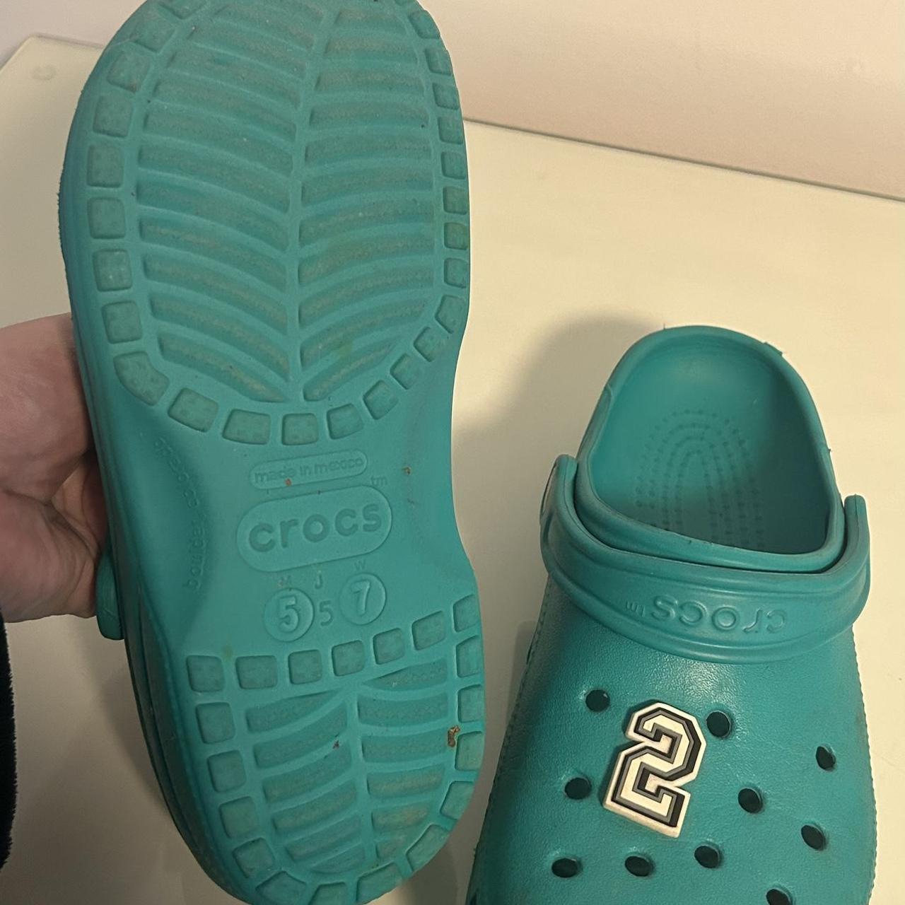 teal crocs womens