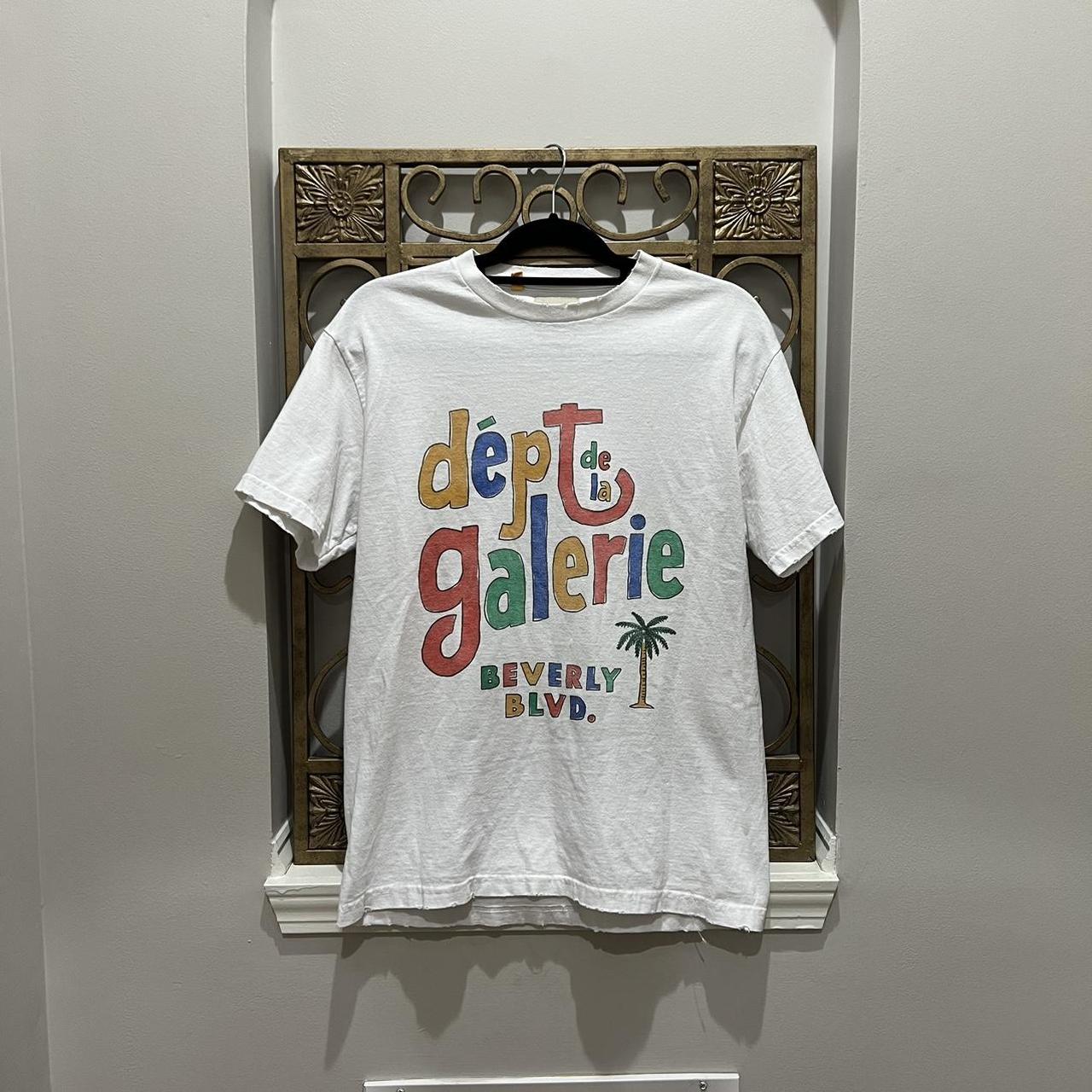 Retailer Gallery dept tee size S