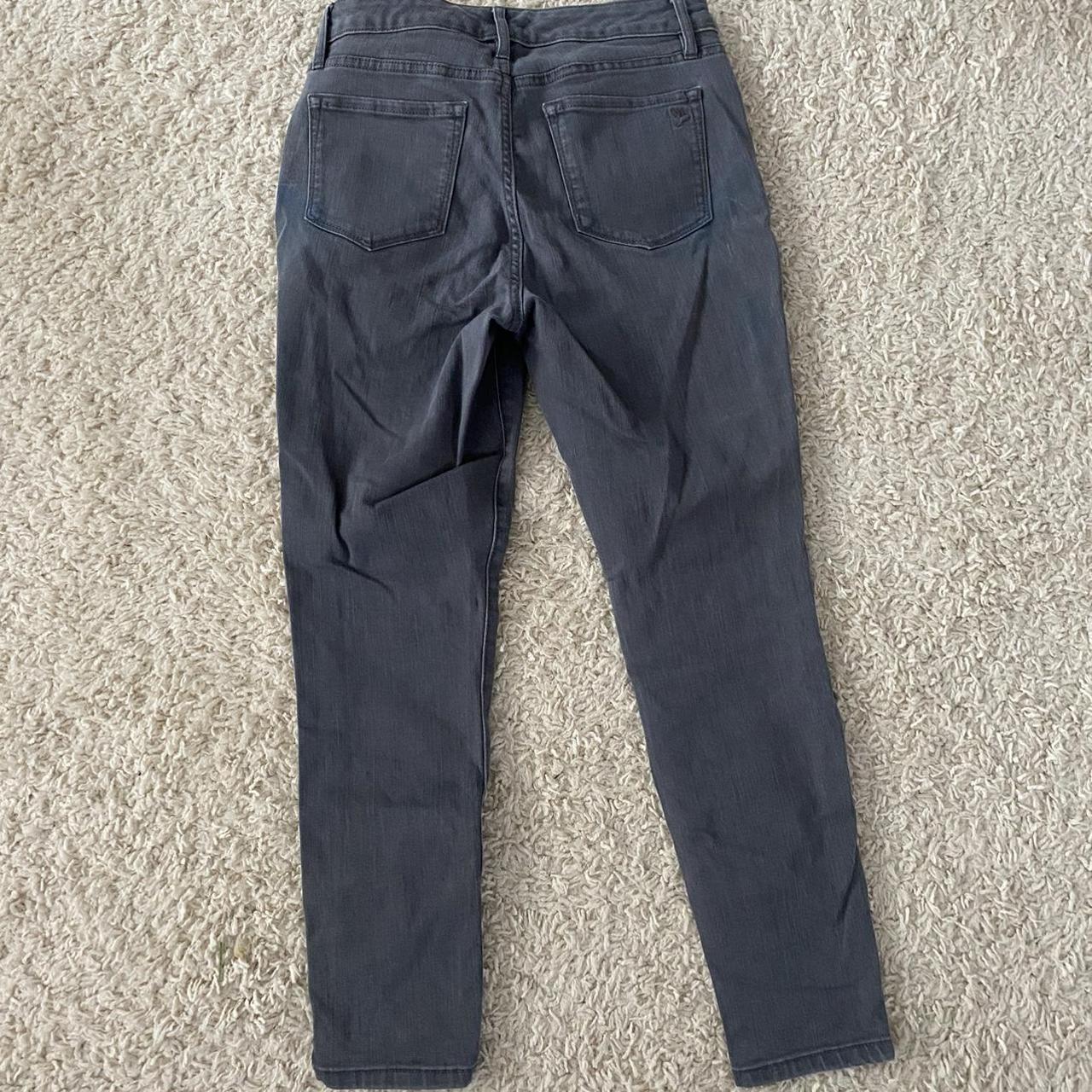 Martha Stewart Collection Women's Grey and Silver Jeans (4)