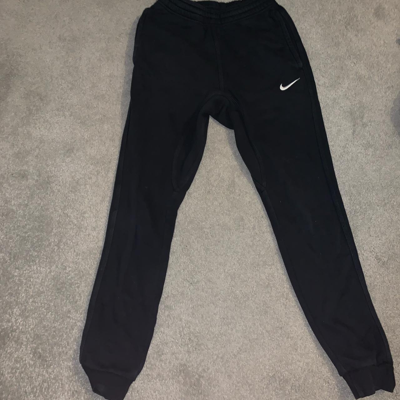 mens nike joggers xs