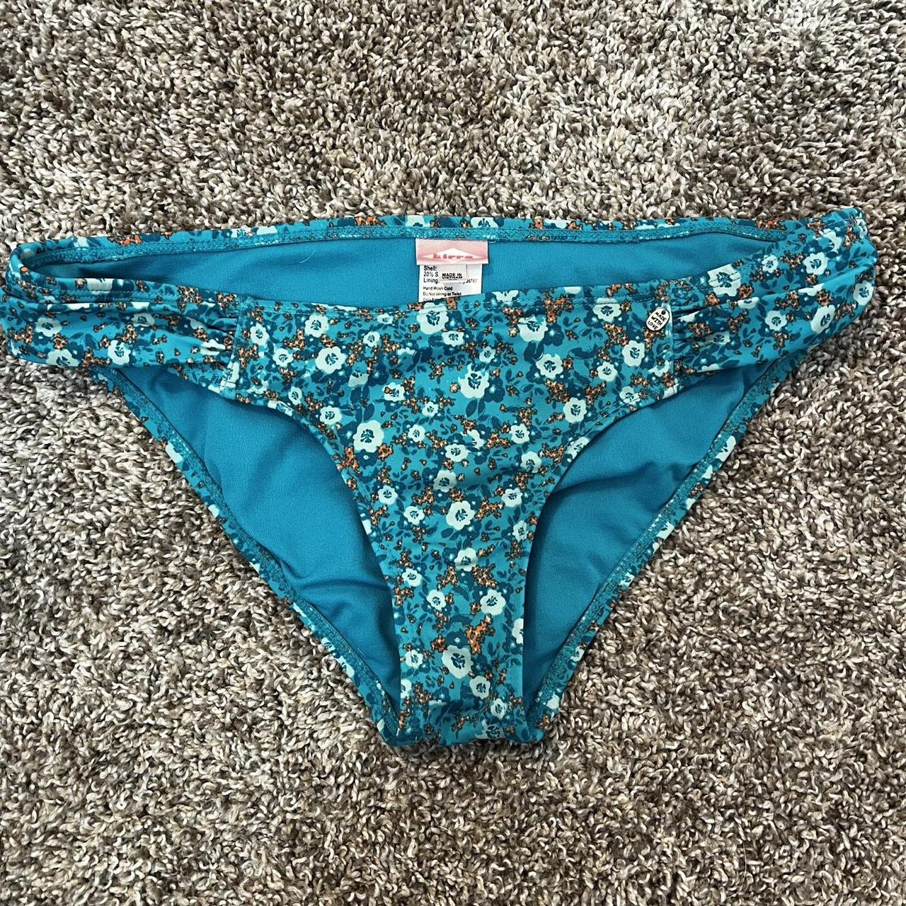 item listed by victoriasecretkitty