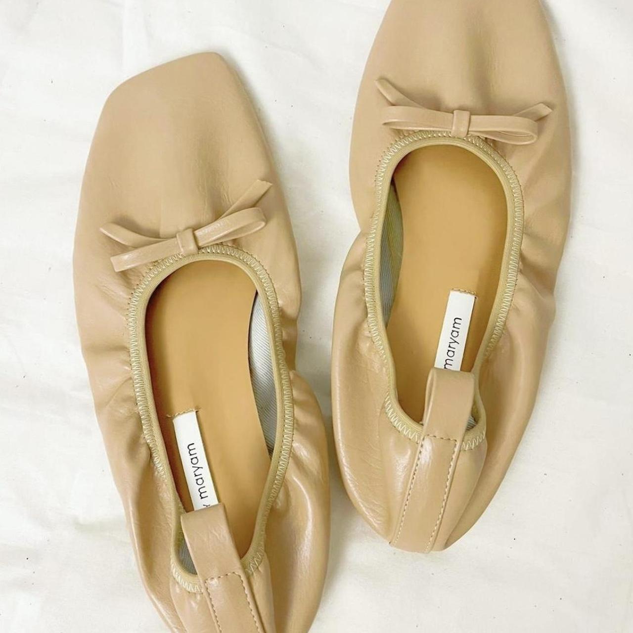 Maryam Nassir Zadeh Women's Cream Ballet-shoes | Depop