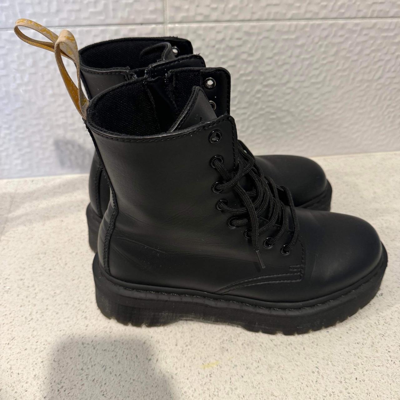 mens platform dr martens