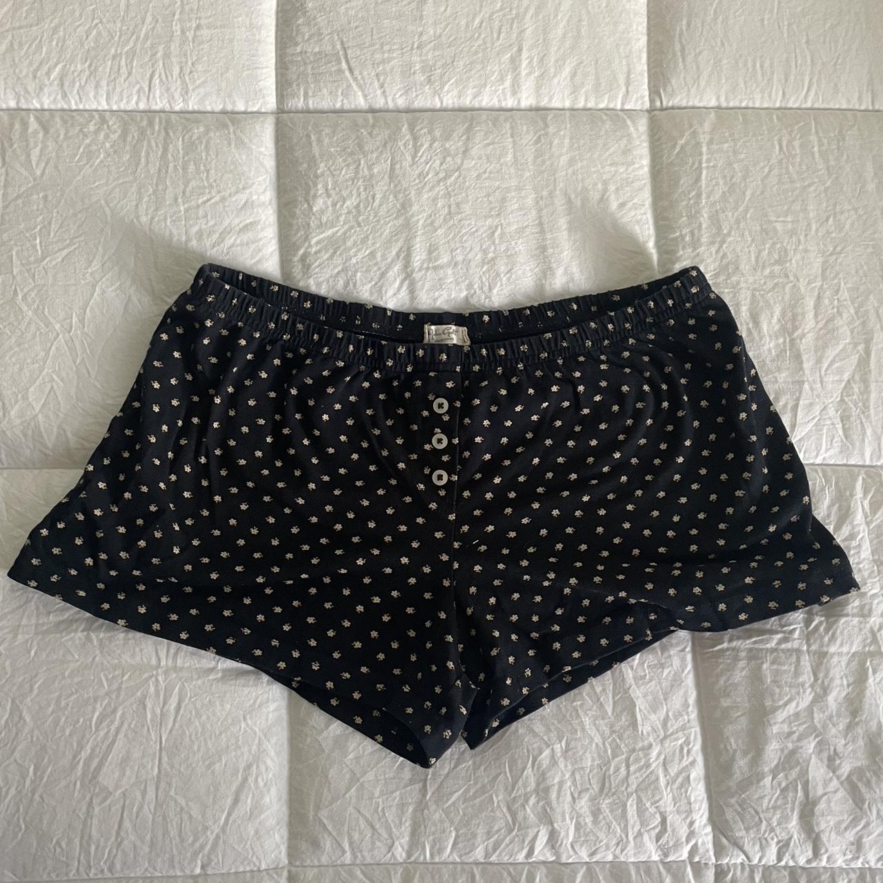 Brandy Melville shorts - Depop