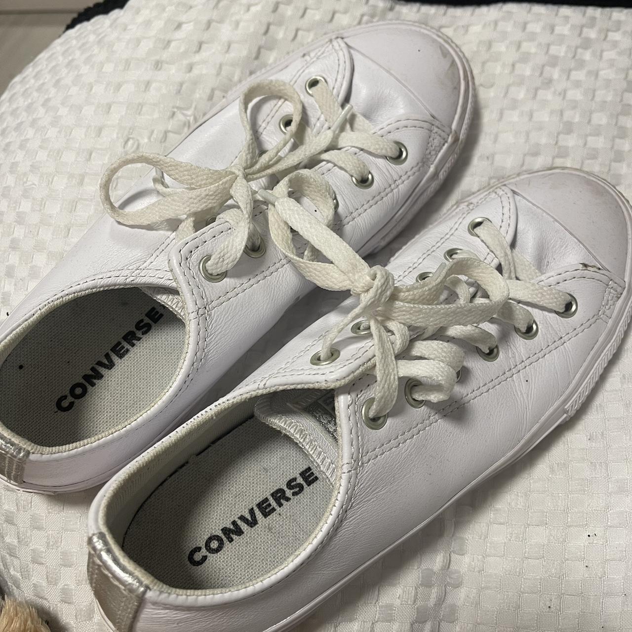 white leather converse junior size 5