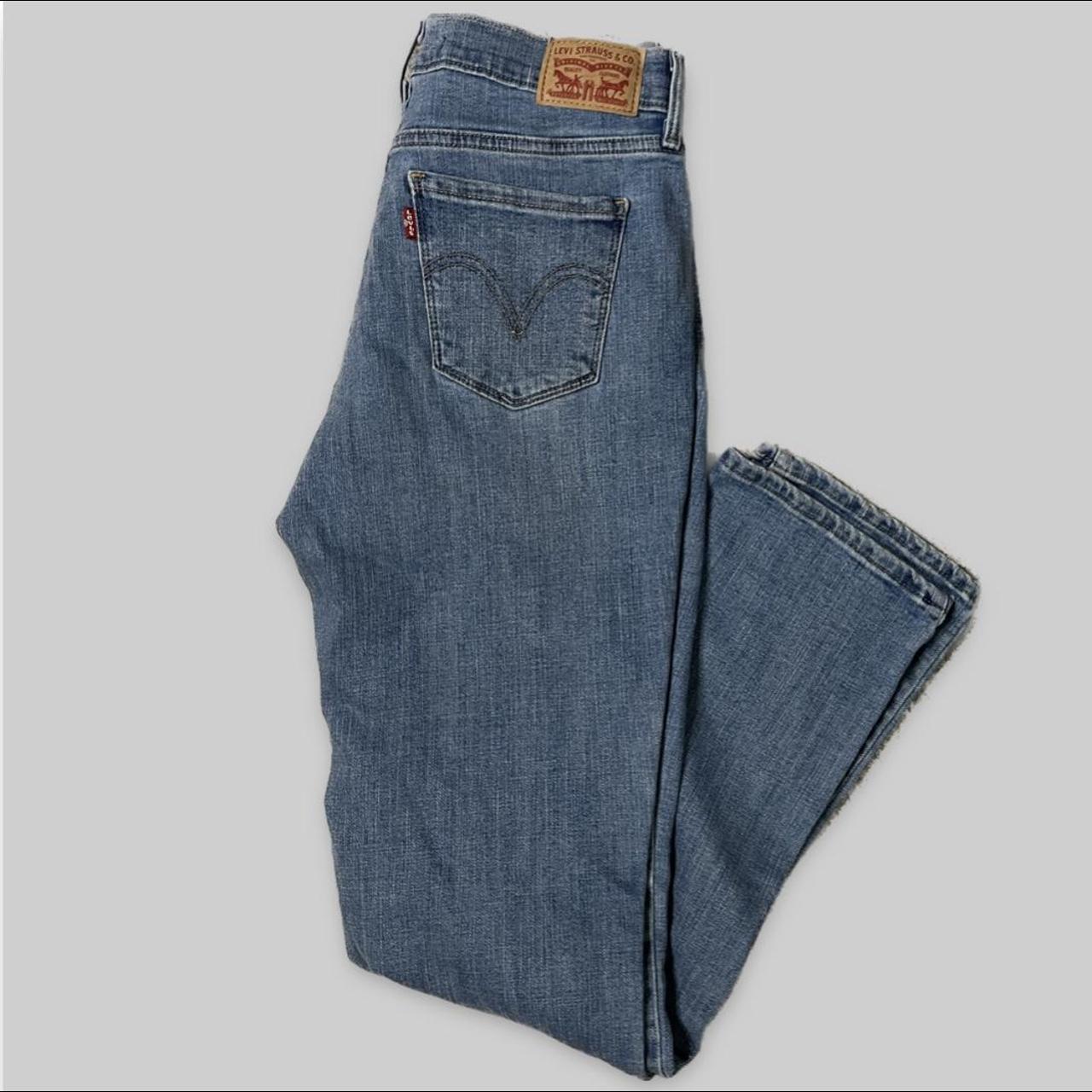 Levi 505 straight leg Jeans Size 4 Straight leg... - Depop