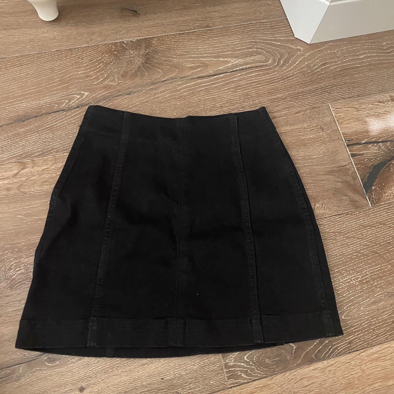 Wild fable (target) black jean skirt Size 00 No flaws - Depop