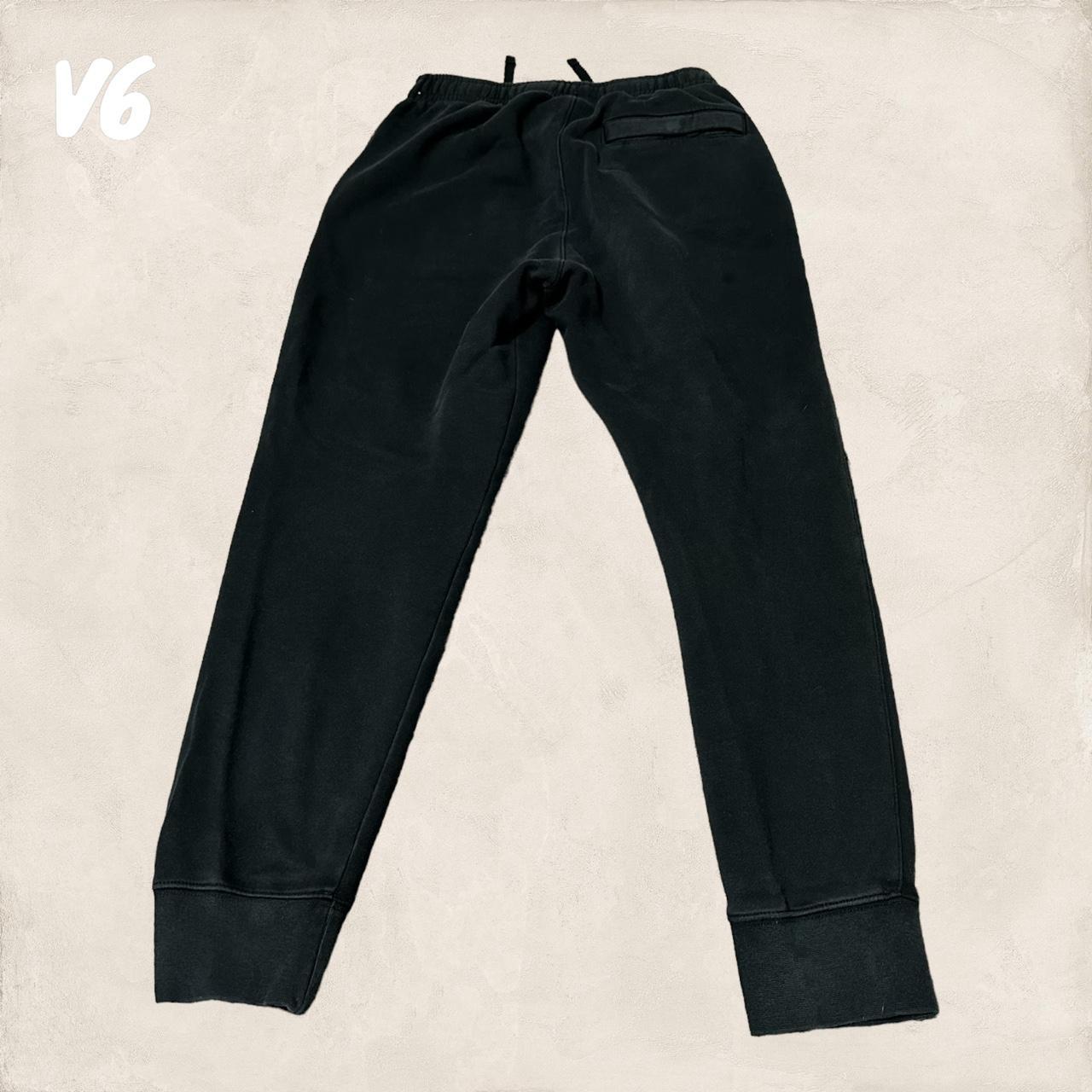 black nike jogger sweats