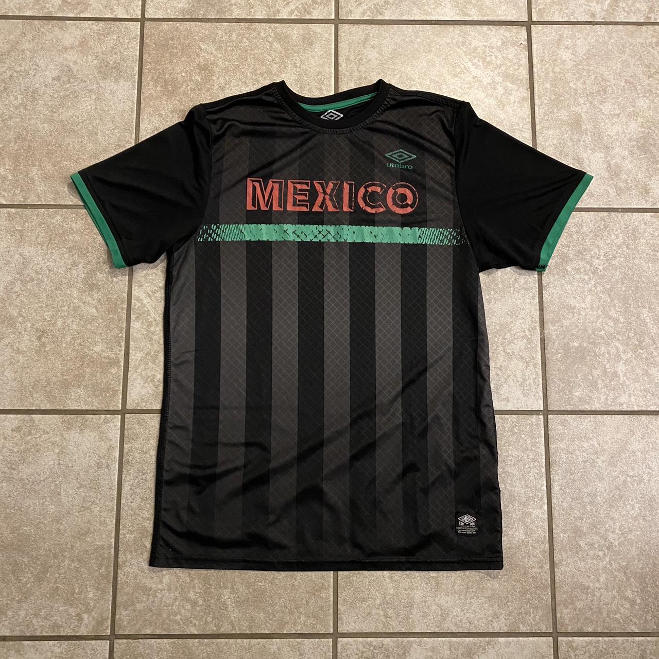 Umbro Mexico National Soccer Football Shirt Jersey... - Depop