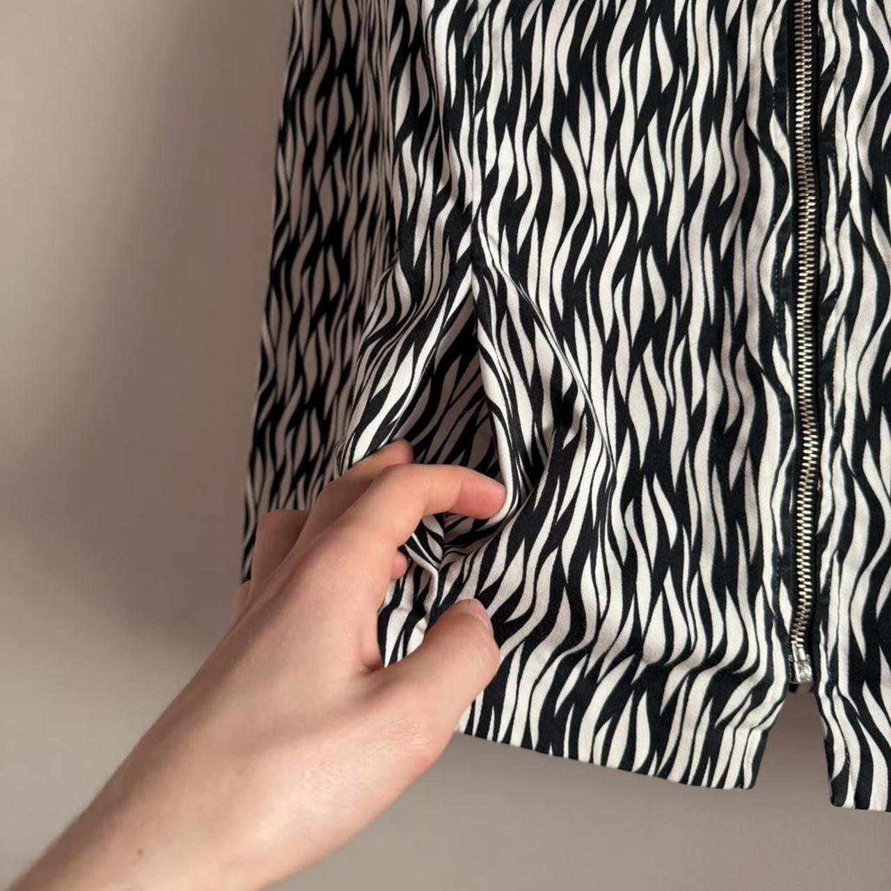 Versus Women's Lightweight Jacket - Multi/Black -… - image 4