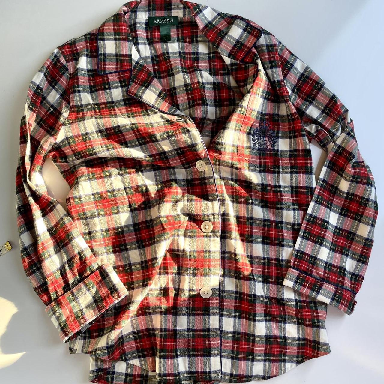 item listed by thread_isle