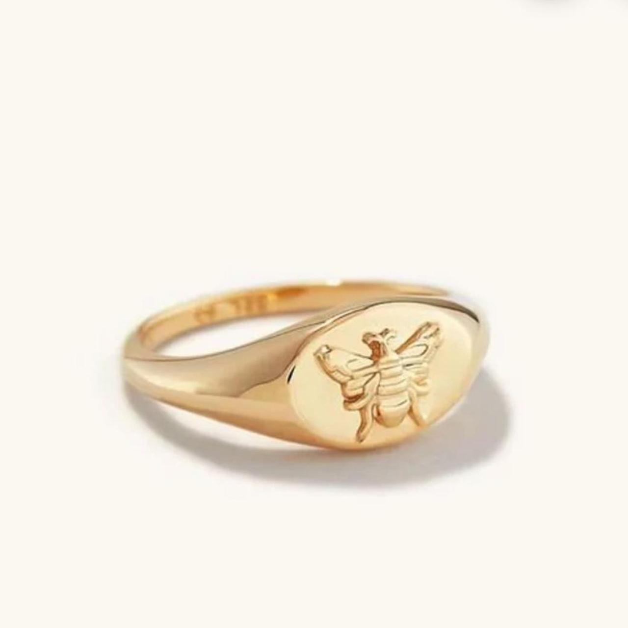 Bee 2025 pinky ring