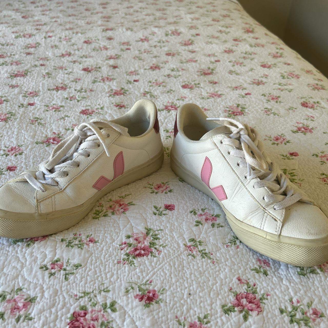 veja red and pink