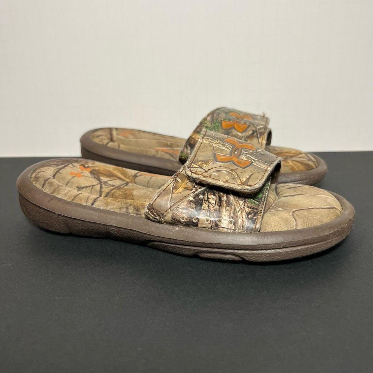 Under armour 2025 camo slides youth