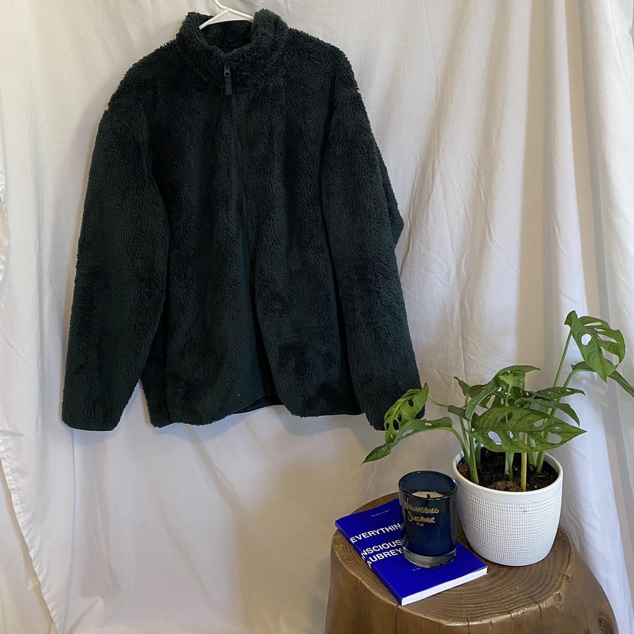 Uniqlo dark outlet green jacket